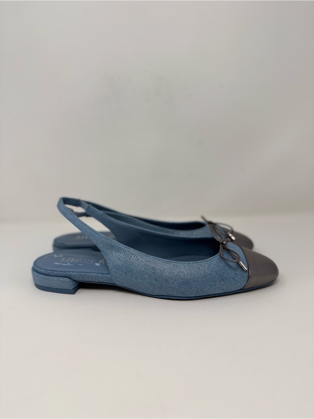 New Stuart Weitzman Sleek Bow Slingback Flat Metallic Denim Sz 7.5 - Picture 4 of 15